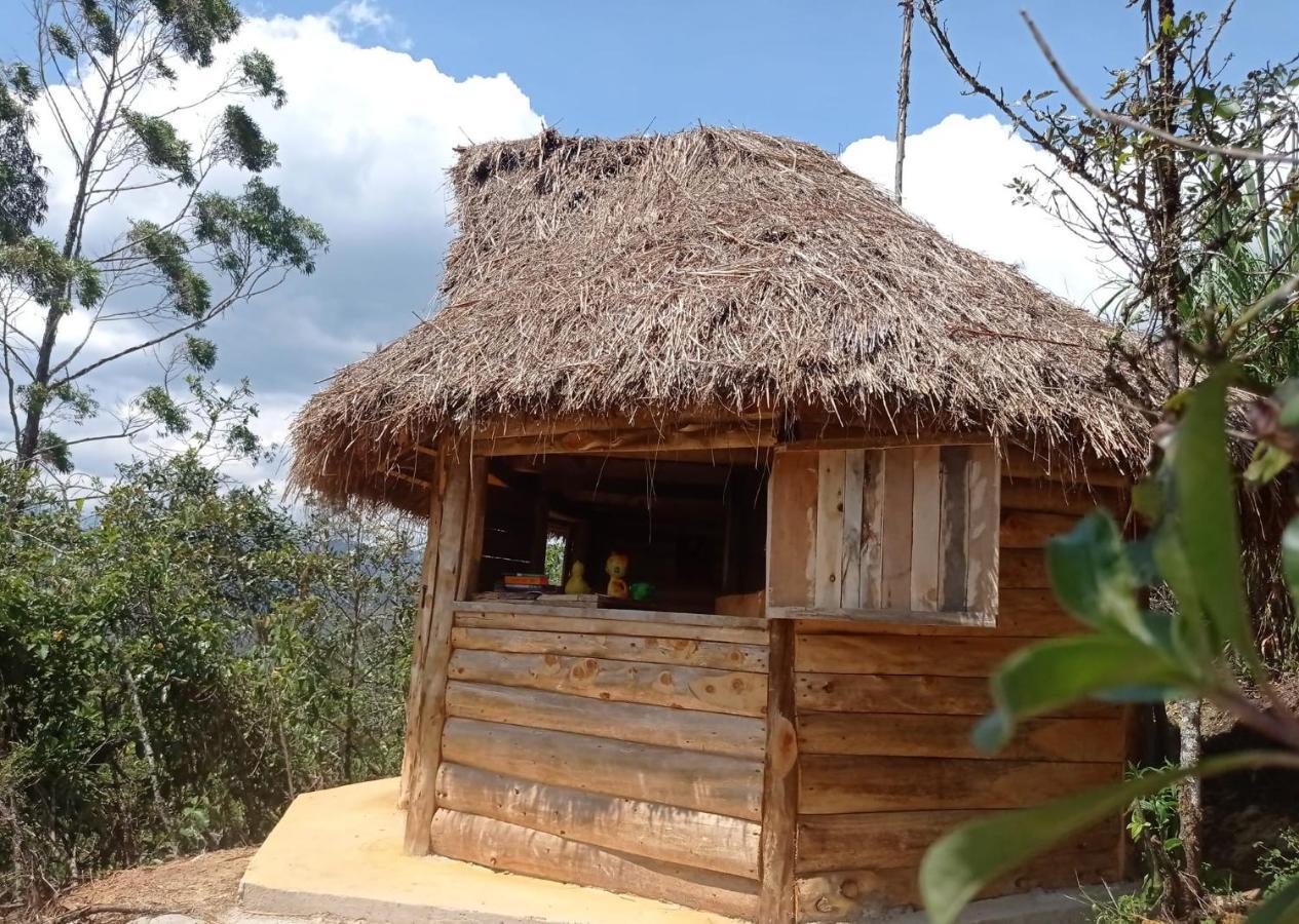 Eco Albergue Azul Куиспес Экстерьер фото
